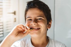 what not to eat with braces 768x513